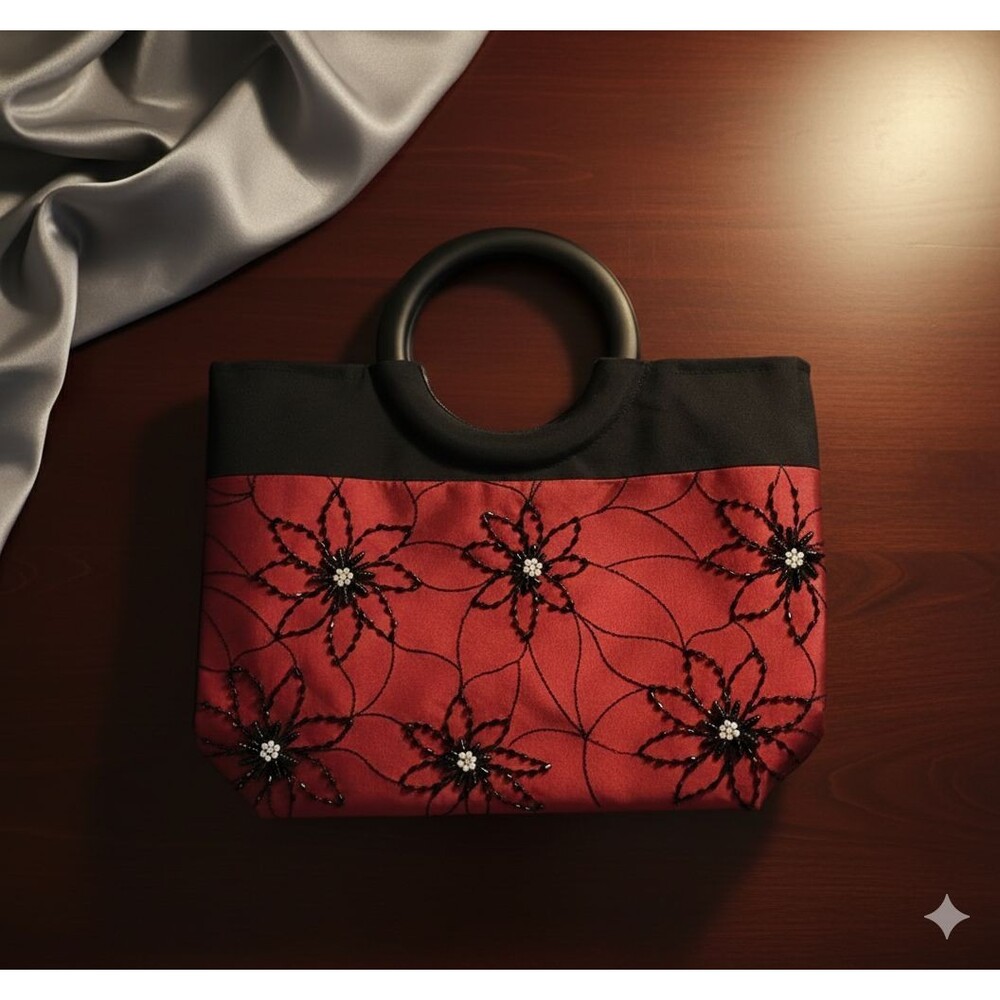 Vintage Red Black Silk Embroidered Beaded Bag Small Round Wood Handles Purse